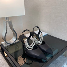 Load image into Gallery viewer, Chanel heels