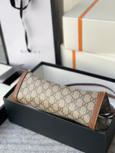 Load image into Gallery viewer, Gucci Padlock GG Small Shoulder Bag