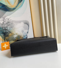 Load image into Gallery viewer, Louis Vuitton Robusto Briefcase