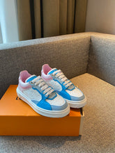 Load image into Gallery viewer, Louis Vuitton Time Out Sneakers
