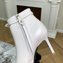 Load image into Gallery viewer, Louis Vuitton Signature Ankle Boot