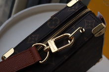 Load image into Gallery viewer, Louis Vuitton X NBA Handle Trunk Bag