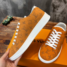 Load image into Gallery viewer, Louis Vuitton Resort Sneakers