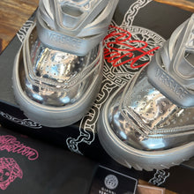 Load image into Gallery viewer, Versace Odissea Sneakers