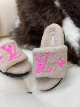 Load image into Gallery viewer, Louis Vuitton Magnetic Mule