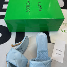 Load image into Gallery viewer, Bottega Veneta Heels