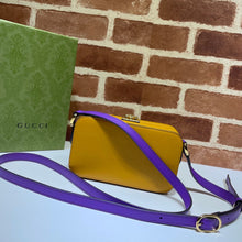 Load image into Gallery viewer, Gucci Interlocking G Mini Bag