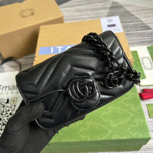 Load image into Gallery viewer, Gucci Marmont Belt Bag