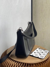 Load image into Gallery viewer, Louis Vuitton Marelle Bag
