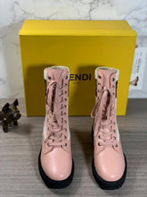 Load image into Gallery viewer, Fendi Rockoko Boots