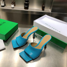 Load image into Gallery viewer, Bottega Veneta Stretch Heels