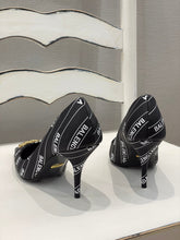 Load image into Gallery viewer, Gucci The Hacker Project Knife Pump