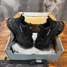 Load image into Gallery viewer, Balenciaga Triple S Sneakers