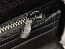 Load image into Gallery viewer, Louis Vuitton Zippy Wallet