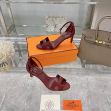 Load image into Gallery viewer, Hermes premiere 70 Heels