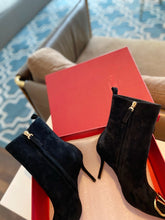 Load image into Gallery viewer, Valentino Boots