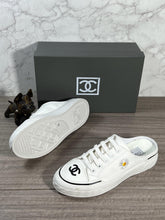 Load image into Gallery viewer, Chanel slide