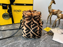Load image into Gallery viewer, Fendi Mon Tresor Mini Bag