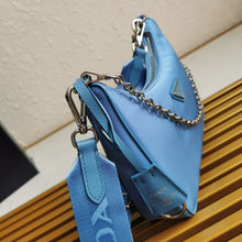 Load image into Gallery viewer, Prada Re- Edition 2005 Re-Nylon Bag