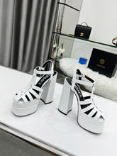 Load image into Gallery viewer, Versace La Medusa Platform Sandals