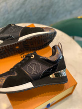 Load image into Gallery viewer, Louis Vuitton Run Away Sneakers