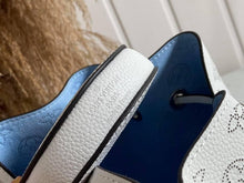 Load image into Gallery viewer, Louis Vuitton Muria Bucket Bag - LUXURY KLOZETT