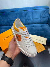 Load image into Gallery viewer, Louis Vuitton Time Out Sneakers