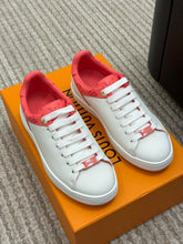 Load image into Gallery viewer, Louis Vuitton Frontrow Sneakers