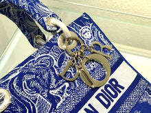 Load image into Gallery viewer, Christian Dior Medium Lady D Lite Bag