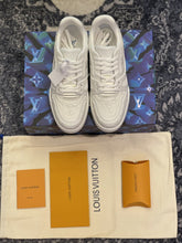 Load image into Gallery viewer, Louis Vuitton Trainer Sneakers