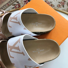 Load image into Gallery viewer, Louis Vuitton Bom Dia Flat Mule
