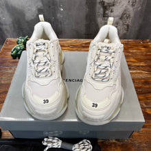 Load image into Gallery viewer, Balenciaga Triple S Sneakers