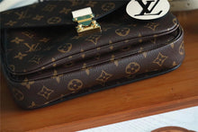 Load image into Gallery viewer, Louis Vuitton Pochette Metis Bag