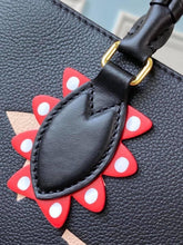 Load image into Gallery viewer, Louis Vuitton Crafty OnTheGo GM Bag - LUXURY KLOZETT