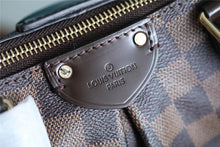 Load image into Gallery viewer, Louis Vuitton Siena MM Bag