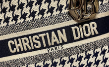 Load image into Gallery viewer, Christian Dior Medium Lady D Lite Bag