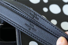 Load image into Gallery viewer, Louis Vuitton NeoNoe MM Bag