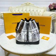 Load image into Gallery viewer, Louis Vuitton Noe MM Bag