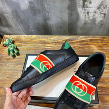 Load image into Gallery viewer, Gucci Ace Sneakers