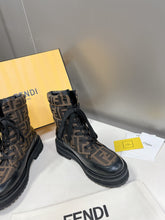 Load image into Gallery viewer, Fendi Boots