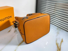 Load image into Gallery viewer, Louis Vuitton Crafty NeoNoe MM Bag