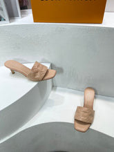 Load image into Gallery viewer, Louis Vuitton Revival Mule
