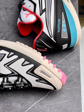 Load image into Gallery viewer, Louis Vuitton Sprint Sneakers