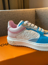 Load image into Gallery viewer, Louis Vuitton Time Out Sneakers