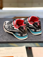 Load image into Gallery viewer, Louis Vuitton Sprint Sneakers