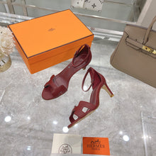 Load image into Gallery viewer, Hermes premiere 70 Heels