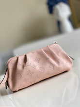 Load image into Gallery viewer, Louis Vuitton Scala Mini Pouch Bag