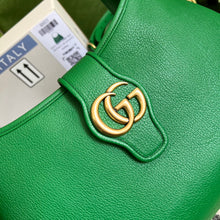 Load image into Gallery viewer, Gucci Aphrodite Medium Shoulder Bag