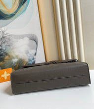 Load image into Gallery viewer, Louis Vuitton Robusto Briefcase
