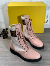 Load image into Gallery viewer, Fendi Rockoko Boots